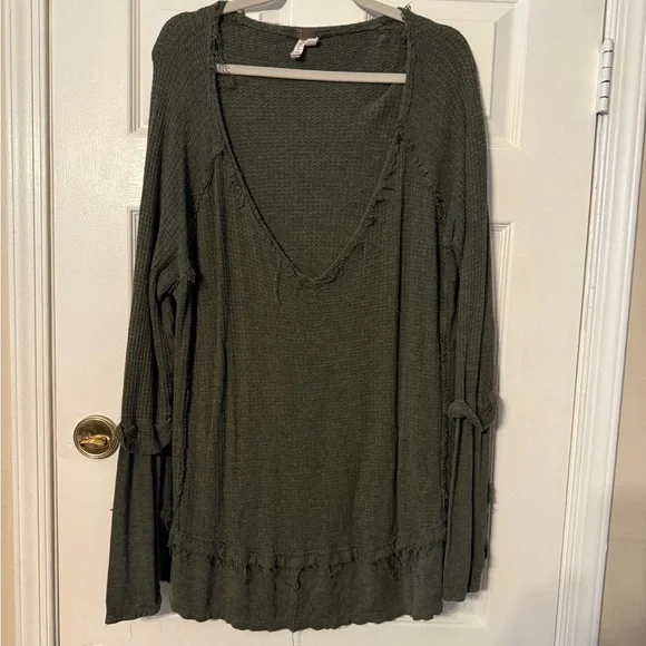 We The Free Olive Green Frayed V-Neck Tunic Top - Picture 1 of 7